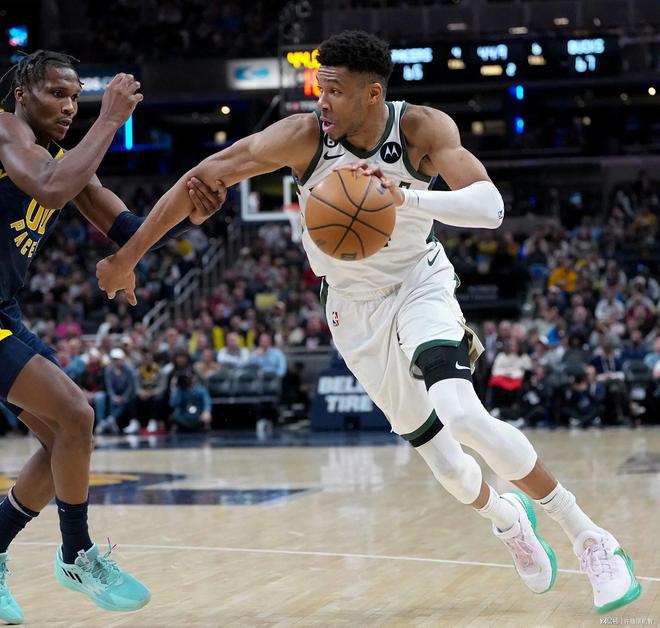 步行者险胜雄鹿B队,字母哥一己之力扛起全队的简单介绍 步行者险胜雄鹿B队,字母哥一己之力扛起全队的简单介绍