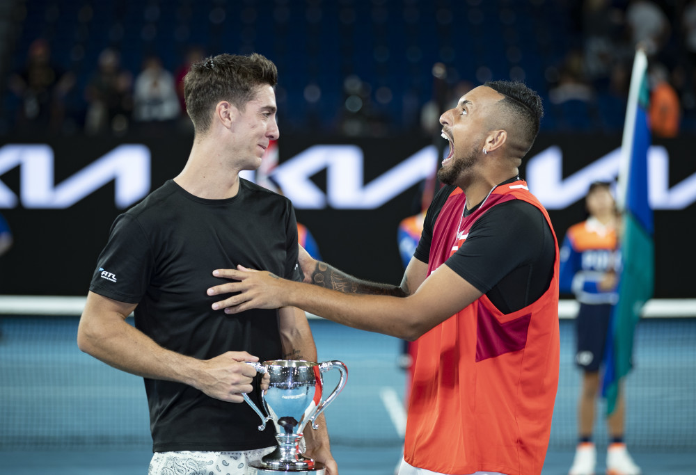 LOL直播入口-包含日本网球队完胜澳大利亚网球队，克耶高斯统治全场的词条