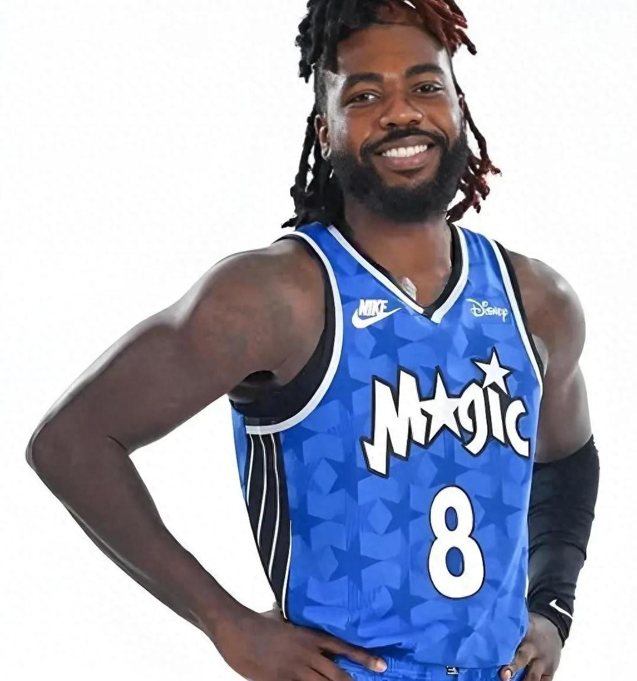 意大利男篮爆冷魔术,哈里斯爆发神勇 意大利男篮爆冷魔术,哈里斯爆发神勇