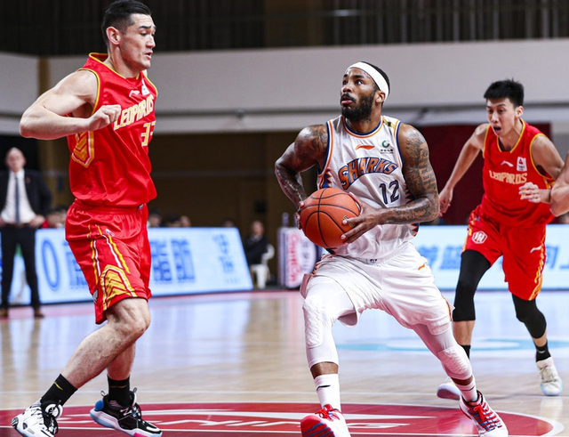 关于史图加特出现伤病潮,球队防线岌岌可危的信息 关于史图加特出现伤病潮,球队防线岌岌可危的信息