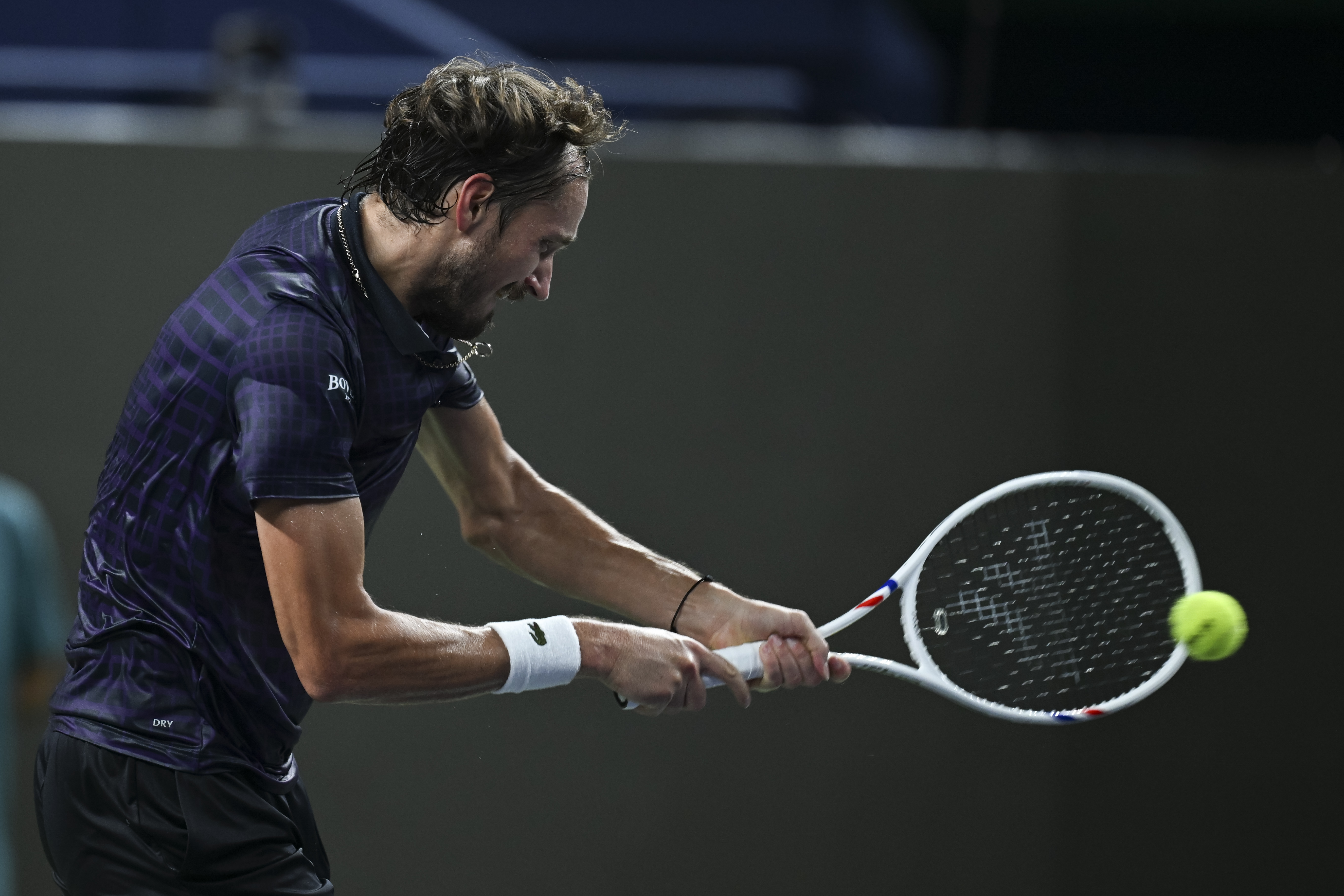 包含德国网球队逆转美国网球队，梅德韦杰夫送出助攻的词条